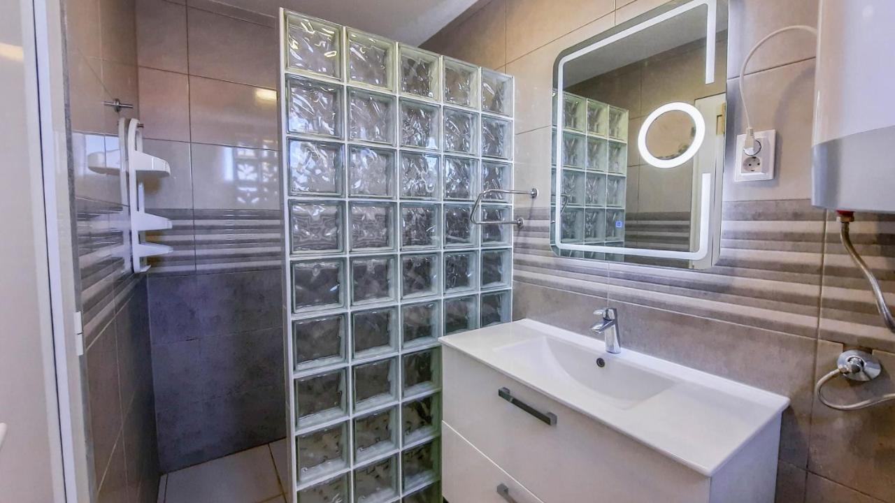 Apartments By The Sea Milna, Vis - 8895 Rukavac  Exterior foto